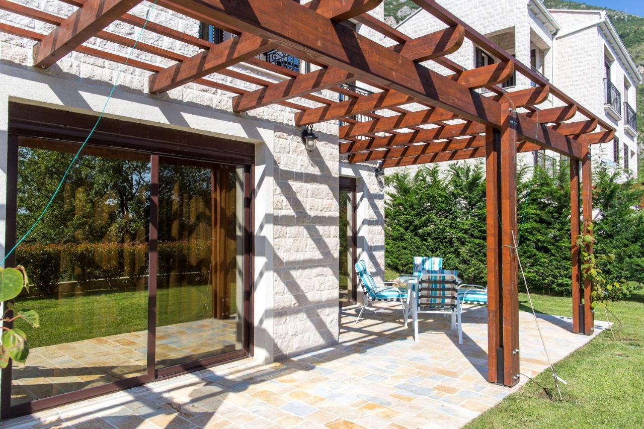 Townhouse Virginia Villa Petrovac Exterior photo
