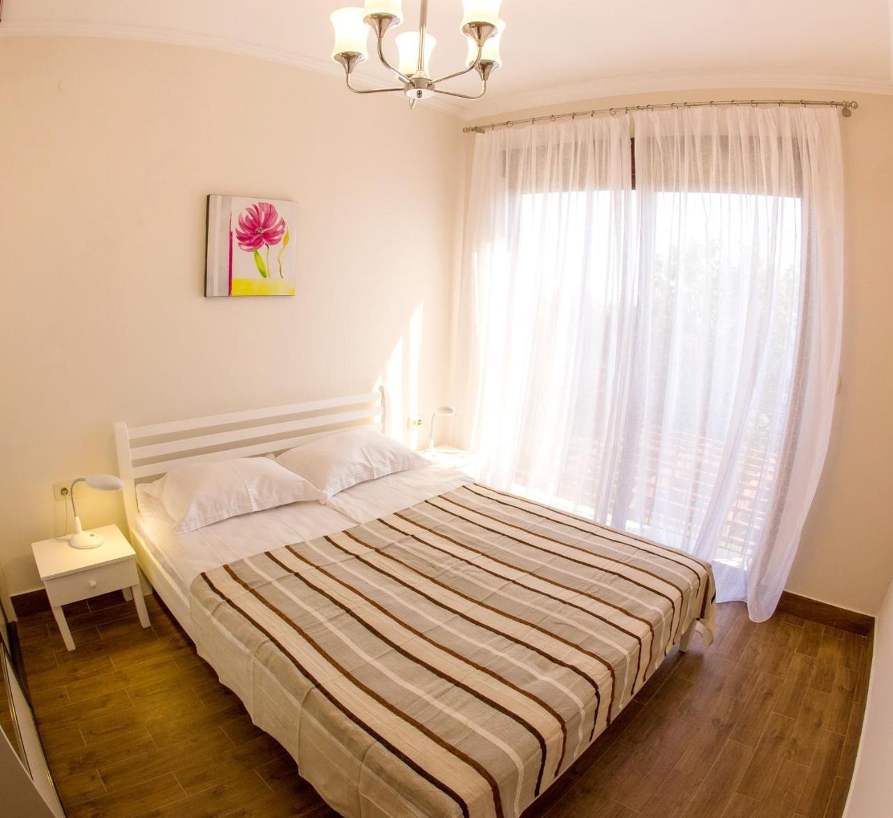 Townhouse Virginia Villa Petrovac Exterior photo
